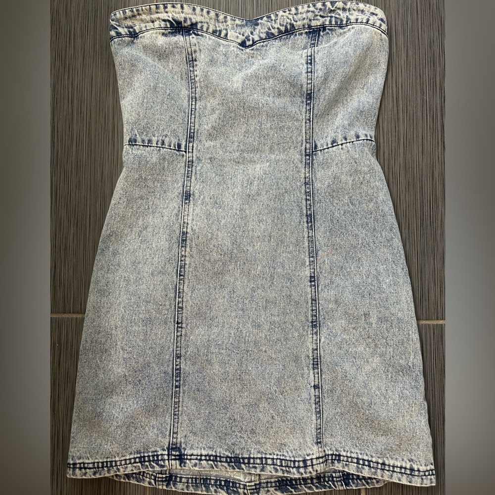 NWT Kittenish Denim Strapless Dress